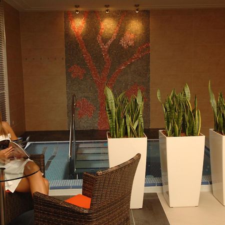 Adameva Resort Пьештяни Экстерьер фото