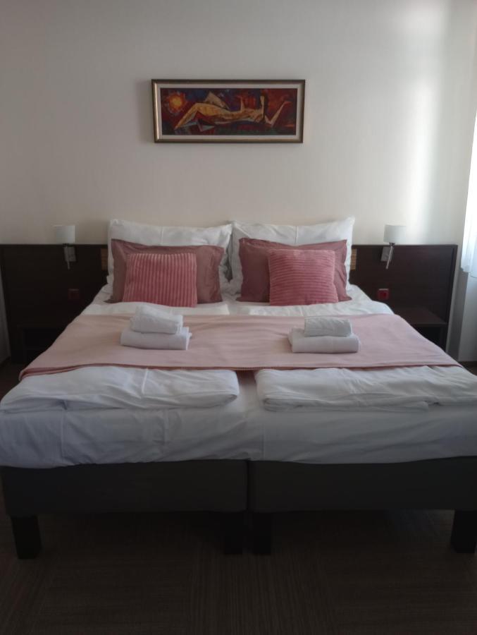 Adameva Resort Пьештяни Экстерьер фото