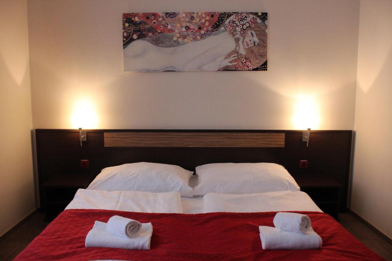 Adameva Resort Пьештяни Экстерьер фото