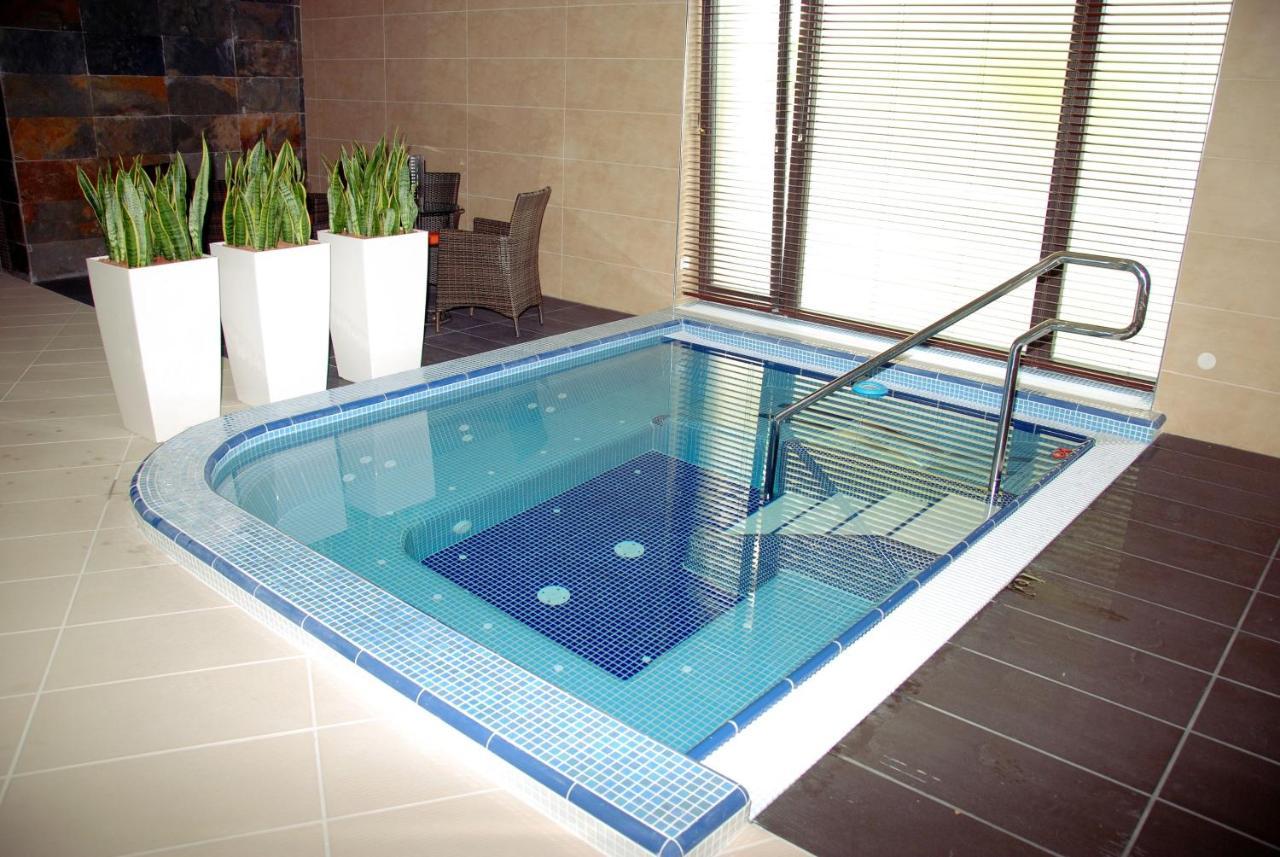 Adameva Resort Пьештяни Экстерьер фото